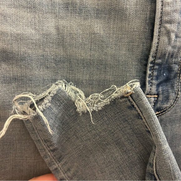 Good American Distressed‎ Skinny Jeans Women’s Size 16 Light Wash Raw Hem - Picture 4 of 8